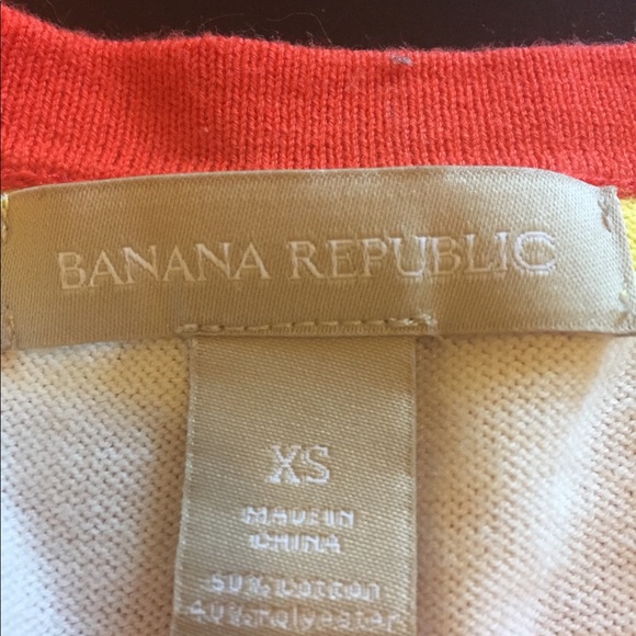 Banana Republic Sweater - Picture 2 of 4